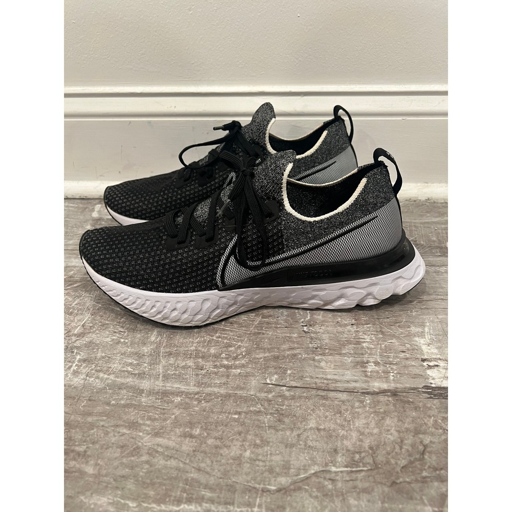 Nike Sneakers React Infinity Run Flyknit 1.0 Black White Mens Size 11 CD4371-012